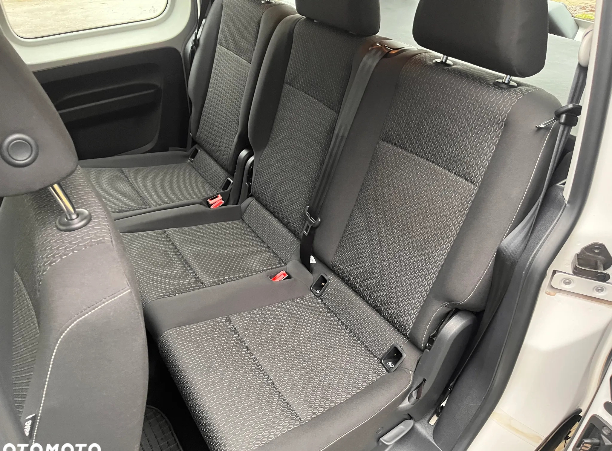 Volkswagen Caddy cena 59890 przebieg: 142000, rok produkcji 2019 z Choszczno małe 232